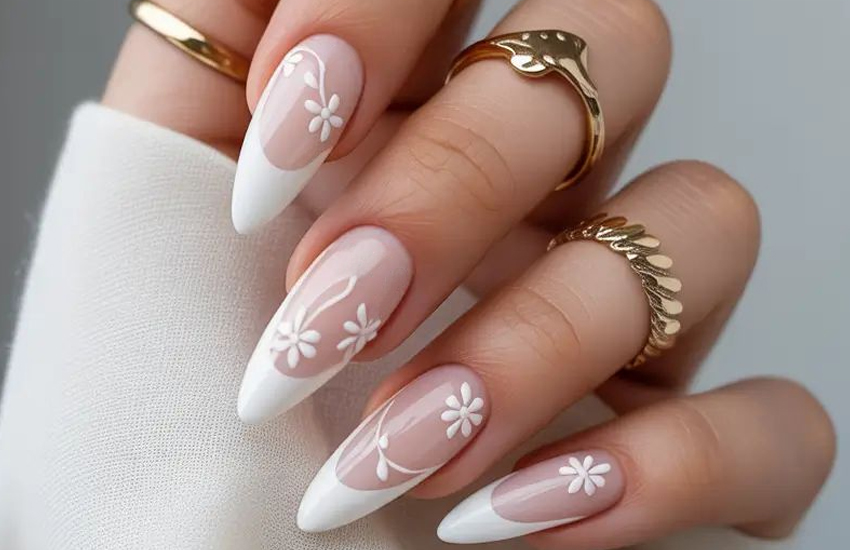 esküvői műköröm minták